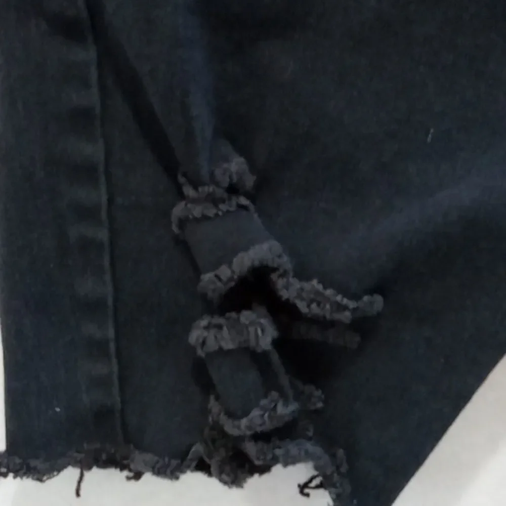 Ling Collection junior sz Lg black raw hem distressed overall shorts / - Picture 4 of 12